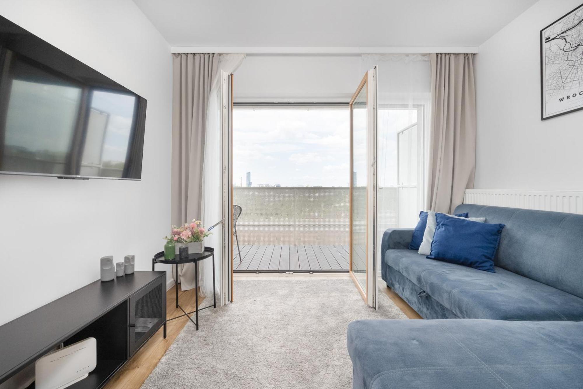 Klasyczny Apartament Z Balkonem We Wroclawiu By Noclegi Renters Εξωτερικό φωτογραφία