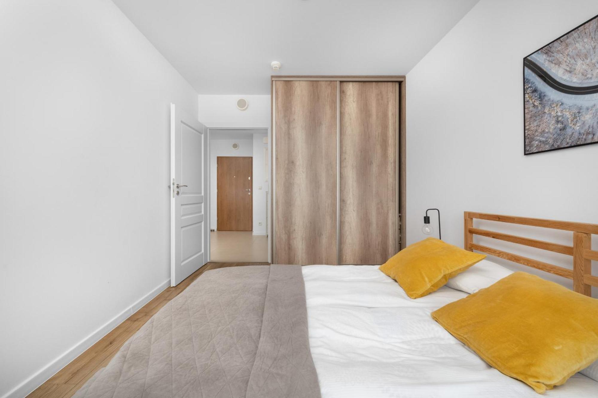 Klasyczny Apartament Z Balkonem We Wroclawiu By Noclegi Renters Εξωτερικό φωτογραφία