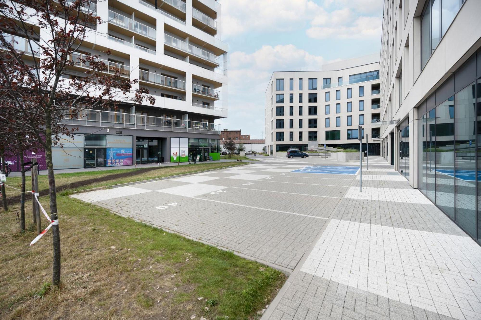 Klasyczny Apartament Z Balkonem We Wroclawiu By Noclegi Renters Εξωτερικό φωτογραφία